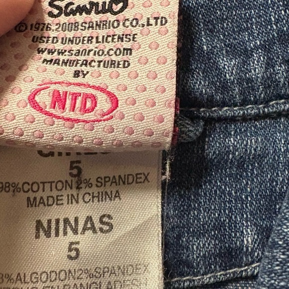 Y2K hello kitty embroidered denim jacket - Picture 4 of 5